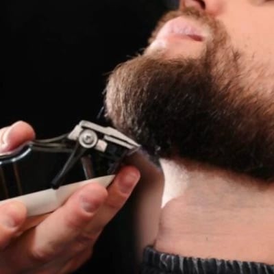 Barba na Máquina